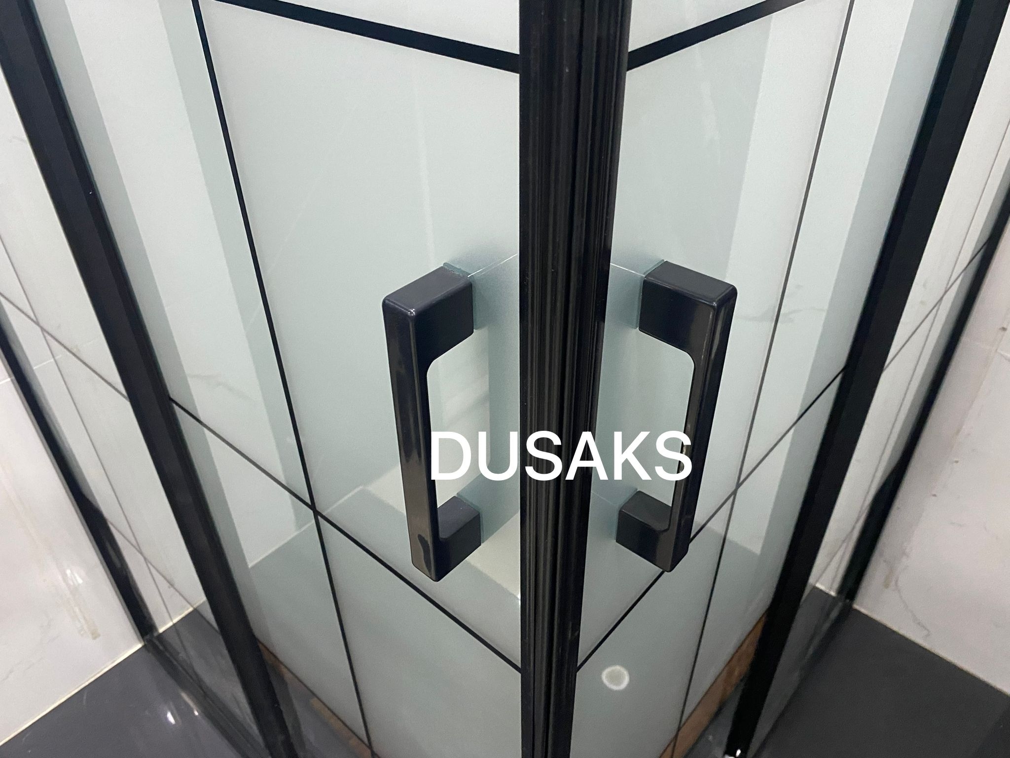 DUSAKS Siyah Duşakabin 5mm Temperli Cam Yükseklik 190 Cm